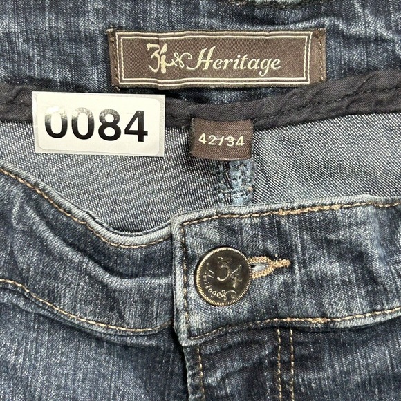 34 Heritage Jeans Men's 42x34 Blue Medium Wash Denim Straight Leg Measures 38x29 - Picture 14 of 14
